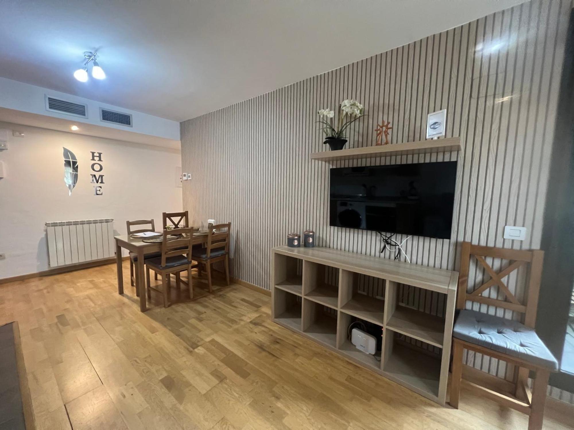 Appartement El Llano Job&Family à La Puebla De Alfinden Extérieur photo